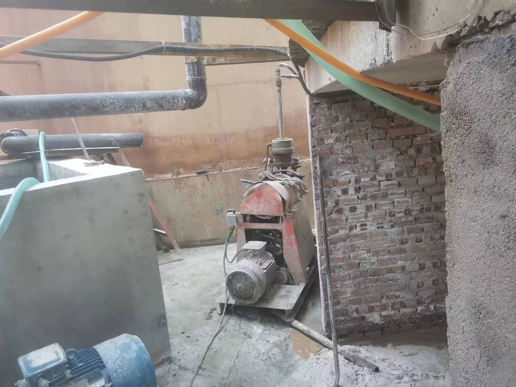 白茅湖农场厂房基础注浆